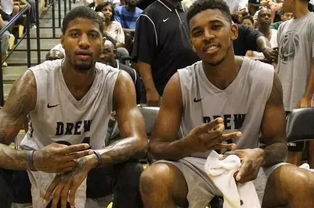 杜兰特连续得分，锁定胜局（杜兰特连砍得分，终结悬念）