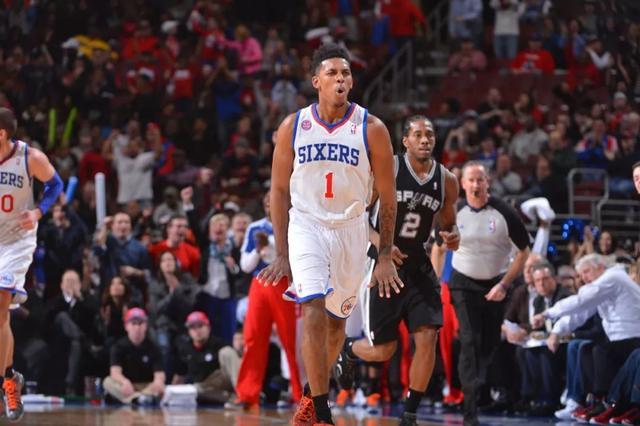 西甲半场：米利唐头球造险+伤退，皇马0-0塞尔塔（西甲半场战报：米利唐头槌险破门后伤退，皇马暂0-0塞尔塔）