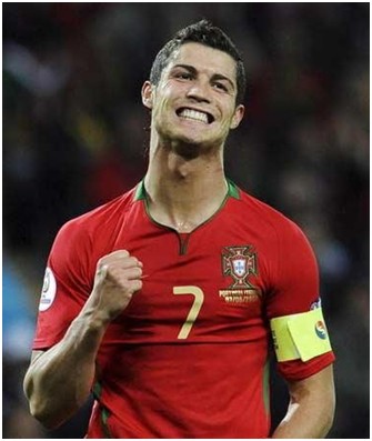 意甲战报：诺顿-库菲制胜，乌迪内斯1-2热那亚（意甲：诺顿-库菲打入制胜球，热那亚2-1击败乌迪内斯）