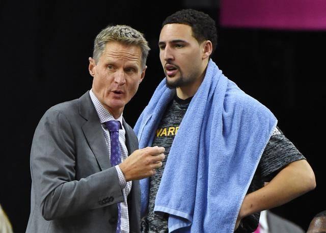 罗马诺：奥纳纳会在夏天回到曼联，但曼联还会为他找下家（罗马诺：奥纳纳今夏重返曼联，俱乐部仍将为其寻找下家）