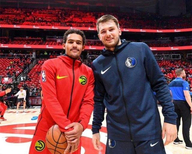 离40+三双仅差1板！拉拉维亚社媒调侃东契奇：你再抢个板啊（东契奇距40+三双只差1板！拉拉维亚社媒打趣：再抢一个啊）