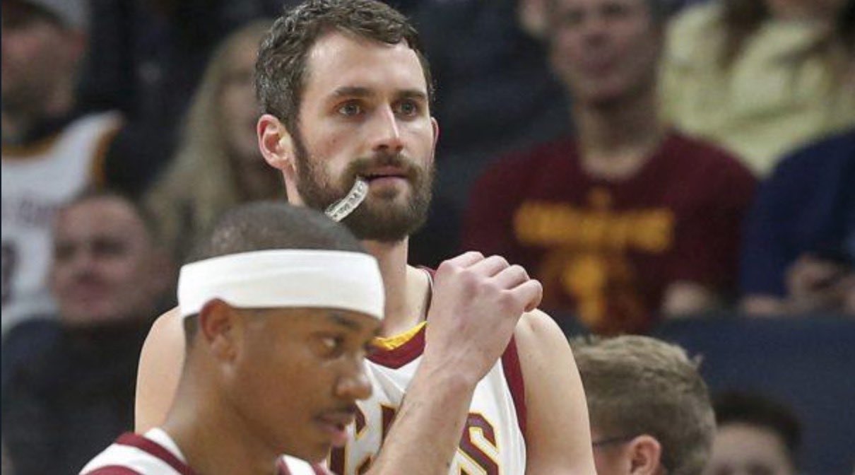 欧冠改制后连续3场破门最年轻榜单：17岁卡尔居首，姆巴佩次席（欧冠改制以来连续三场进球最年轻球员榜：17岁卡尔领跑，姆巴佩第二）