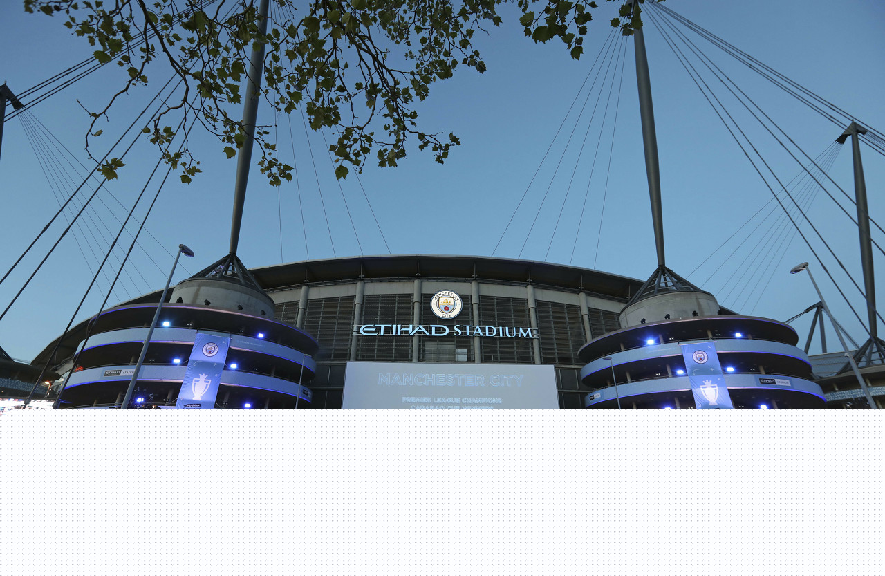 16岁344天，基亚拉是拜仁队史德甲第二年轻的出场球（16岁344天，基亚拉成为拜仁德甲队史第二年轻出场球员）